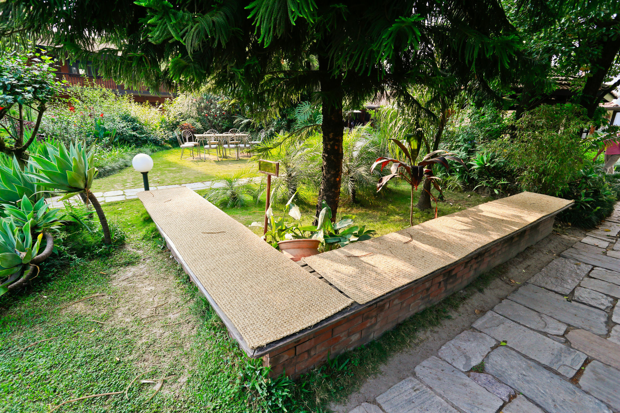 Summit Hotel Lalitpur Exterior foto